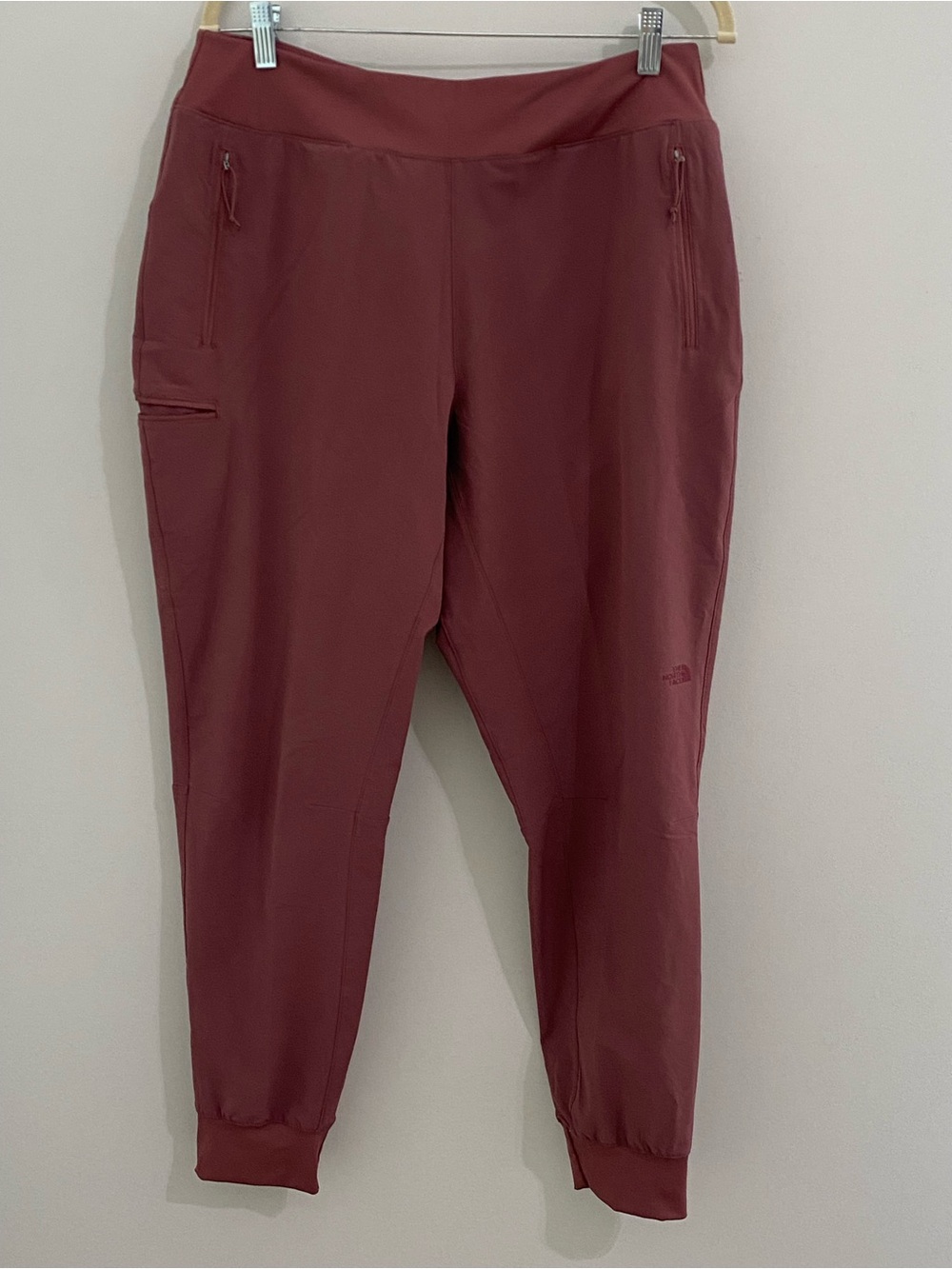 NWT The North Face Aphrodite FlashDry-XD Joggers - Rose Mauve / Burgundy, Size L